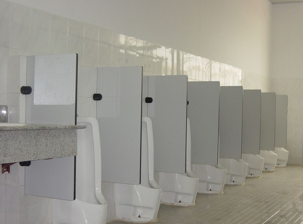 符合出口品質的吉運佳衛生間隔斷 - 產品庫 - 手機九正.